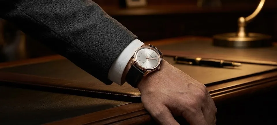 Horloge bij business suit